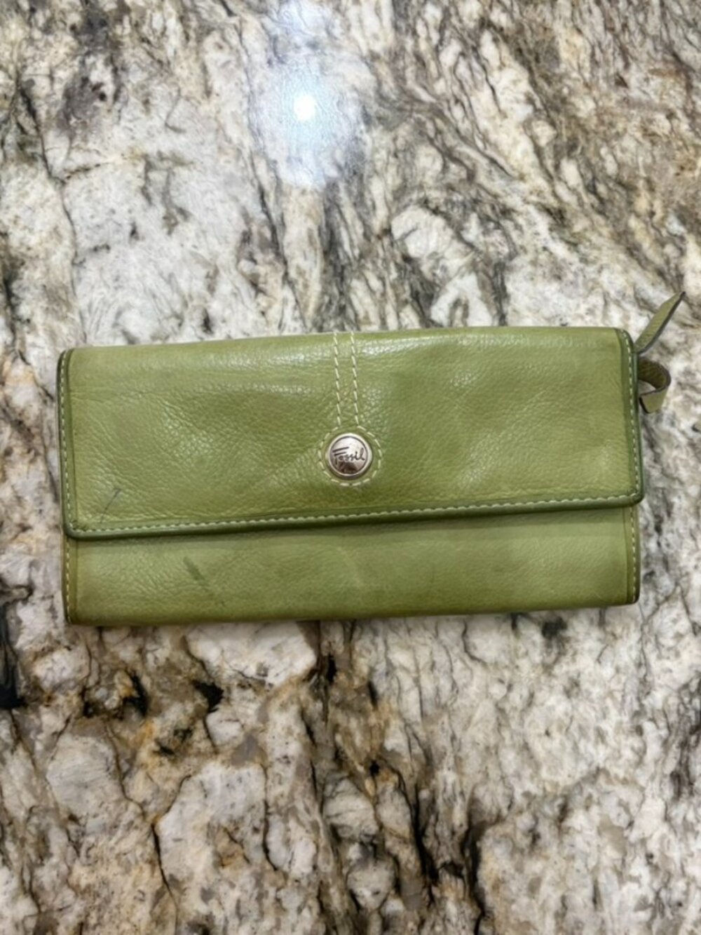Vintage Fossil Leather Zip Around Wallet
